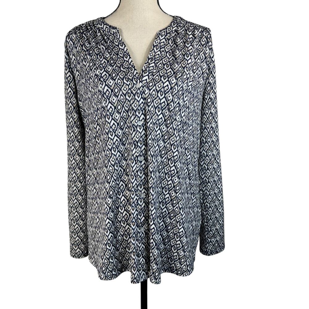 Roz & Ali Large Top Geometric Button-Up Stretch Long Roll-Tab Sleeves V-Neck